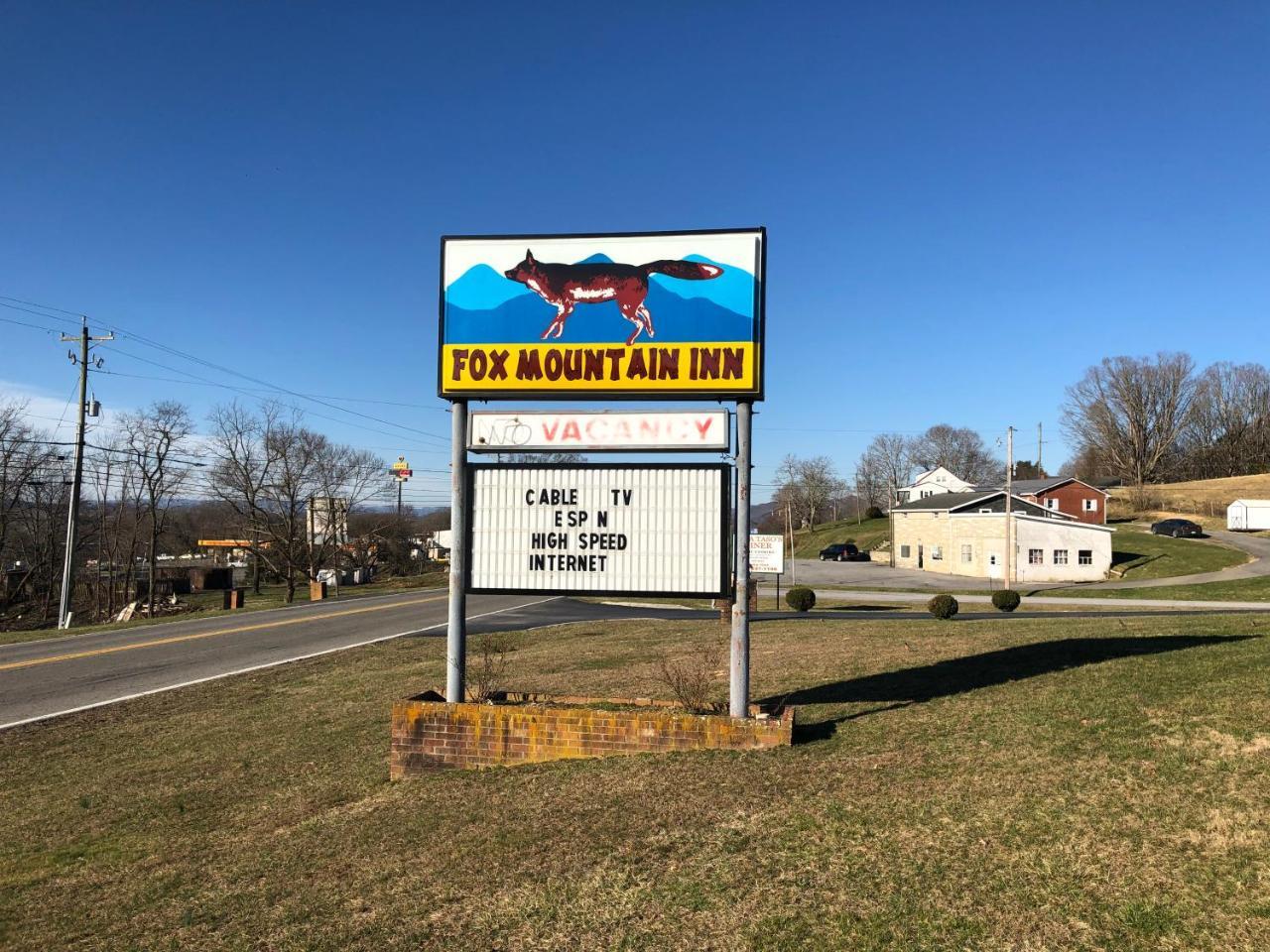 Fox Mountain Inn Max Meadows 外观 照片